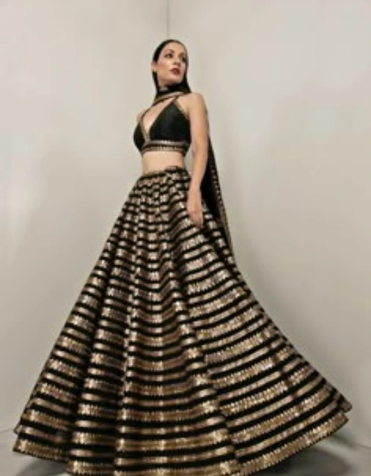 Crop top with flared skirt