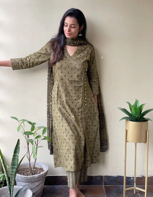 Kurti ethnic wear for women