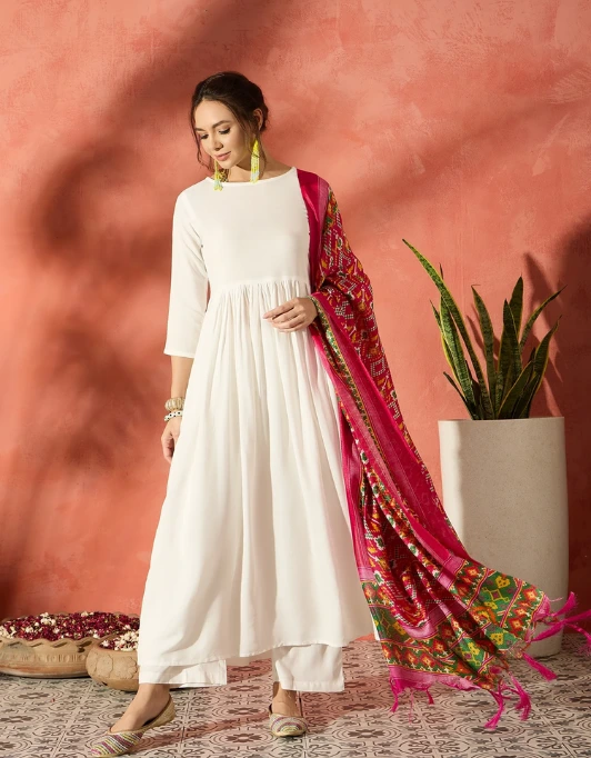 Patola print kurti set
