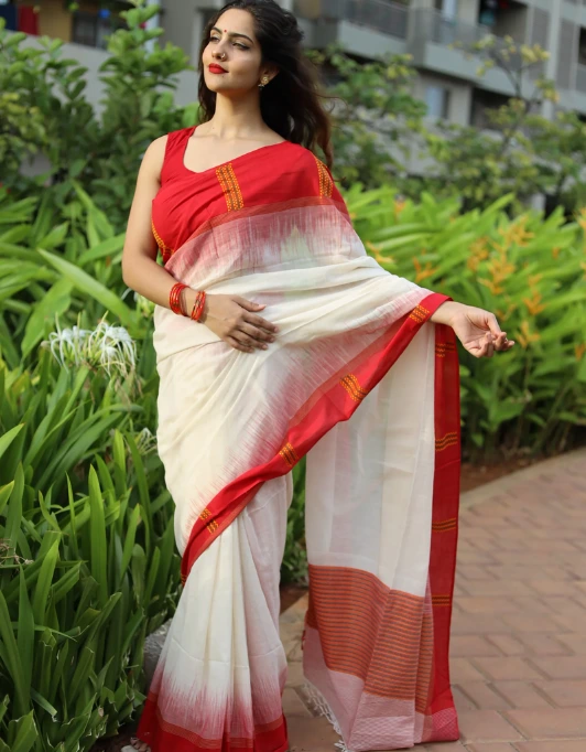 Khadi Saree with Ethnic Border